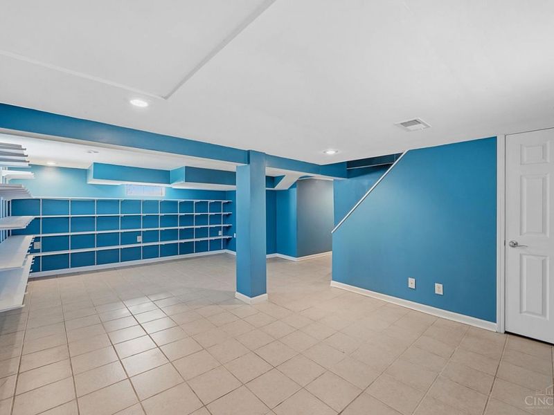 6420 Girard Avenue, Cincinnati, OH 45213 Photo 24
