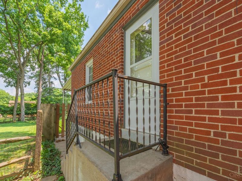 6420 Girard Avenue, Cincinnati, OH 45213 Photo 30
