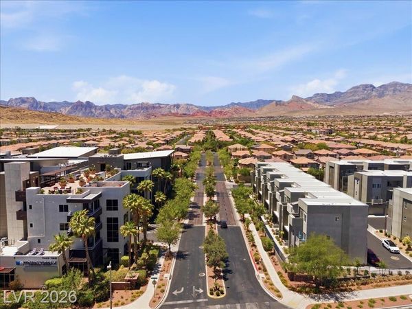 1124 Prospering Creek Street, Las Vegas, NV 89135