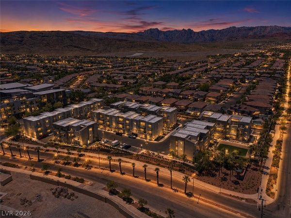 1124 Prospering Creek Street , Las Vegas, NV 89135