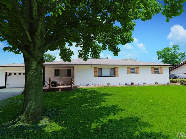 4330 Lake Drive, Granite City, IL 62040
