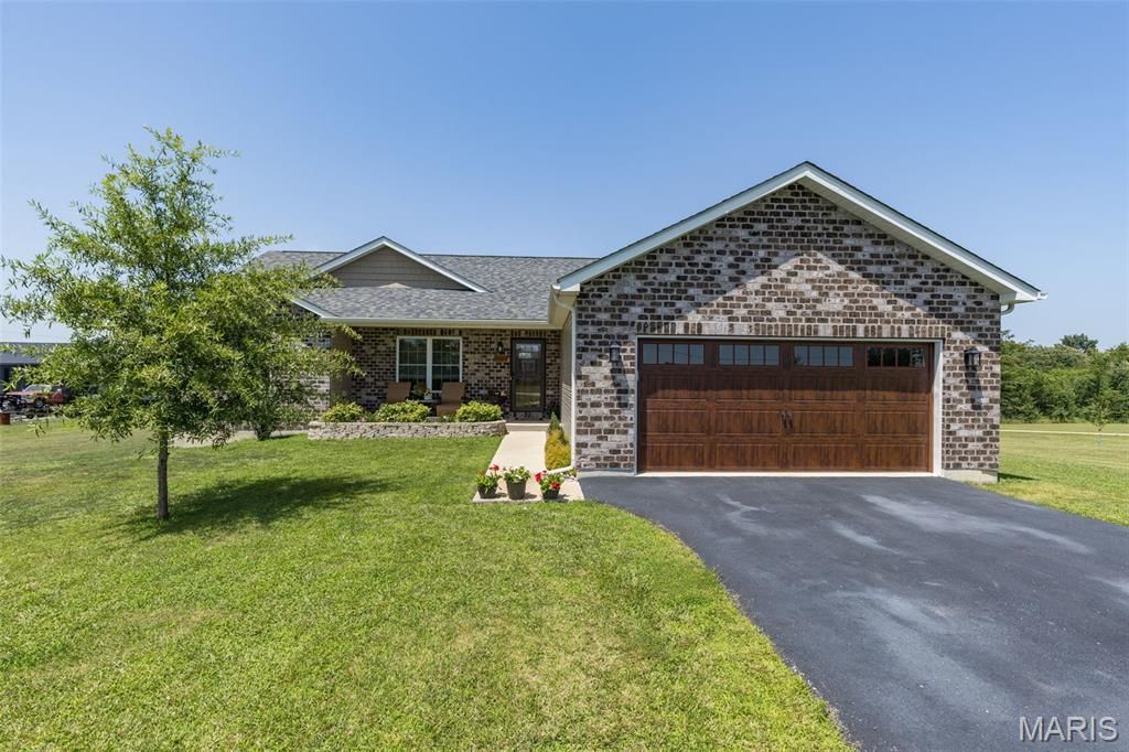 18063 Heritage Drive , Farmington, MO 63640 Main Photo