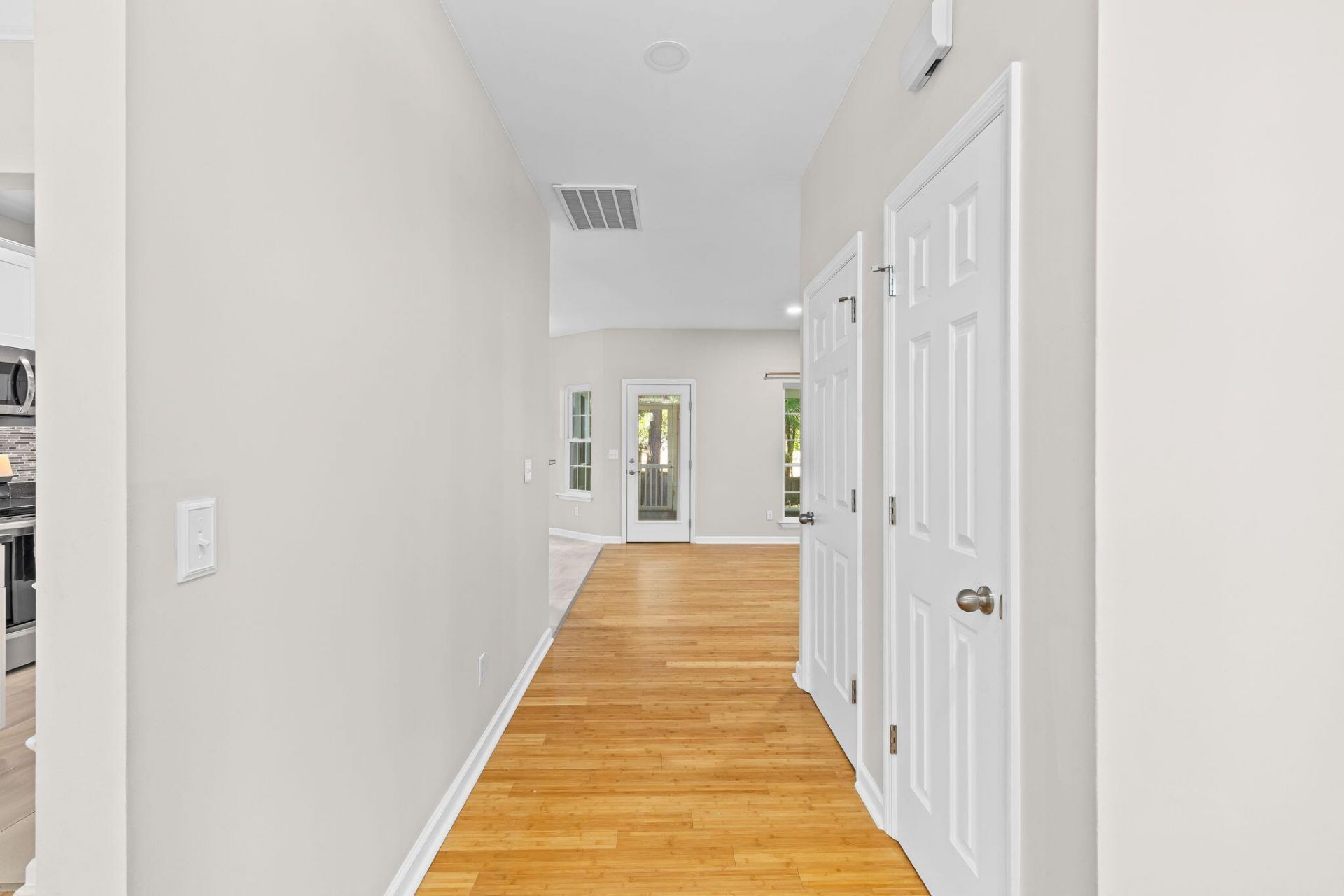 2813 Bottlebrush Court Photo 18