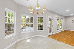 2813 Bottlebrush Court photo 4