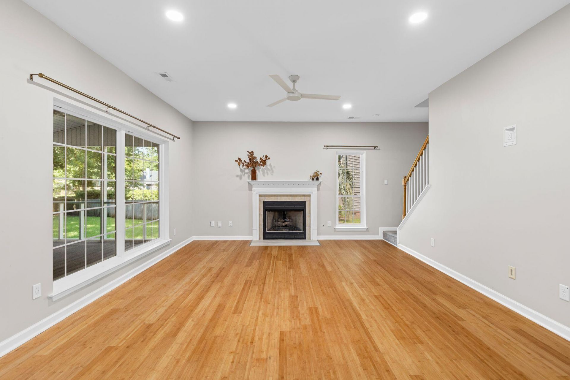 2813 Bottlebrush Court Photo 30
