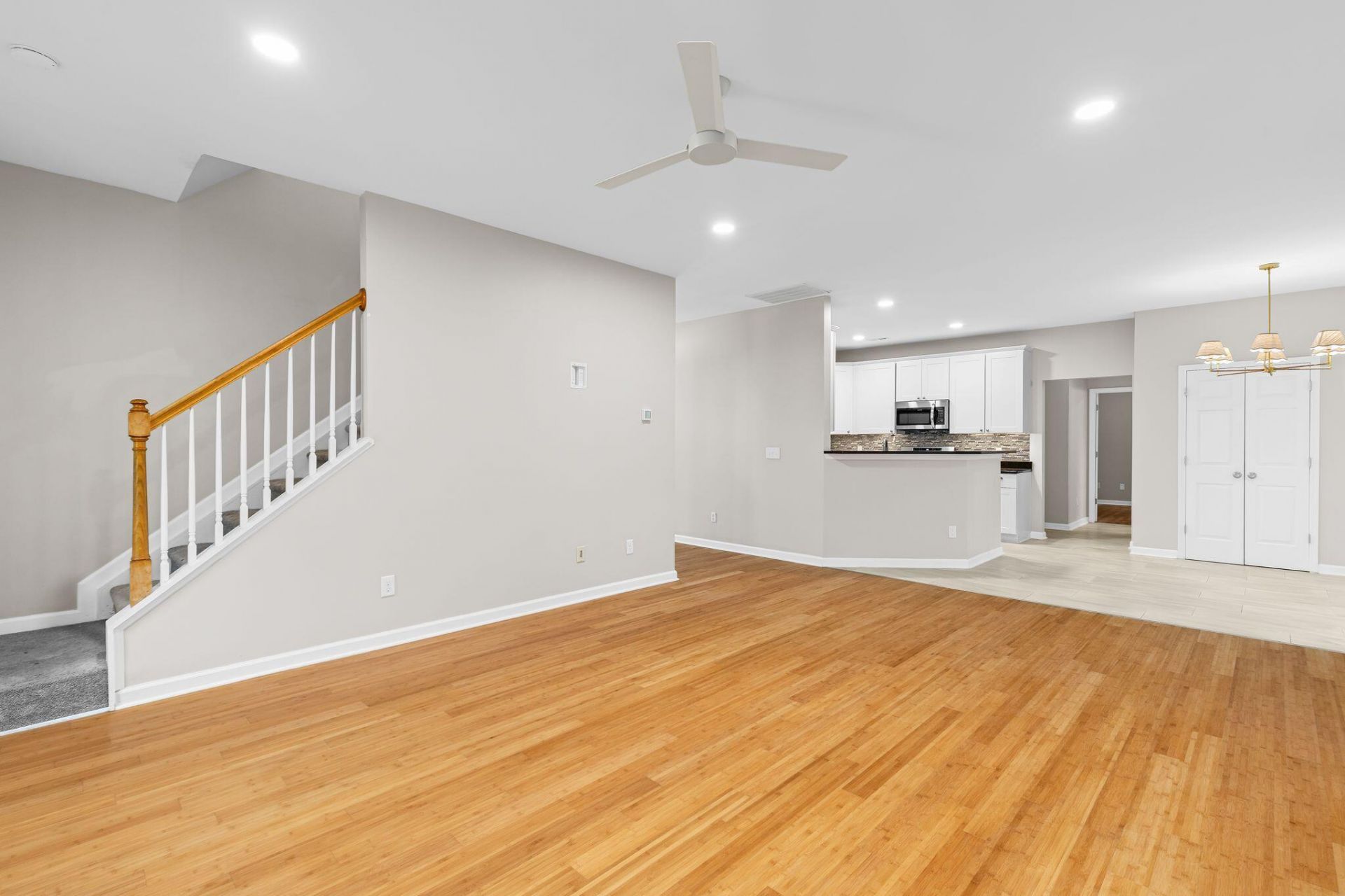 2813 Bottlebrush Court Photo 35