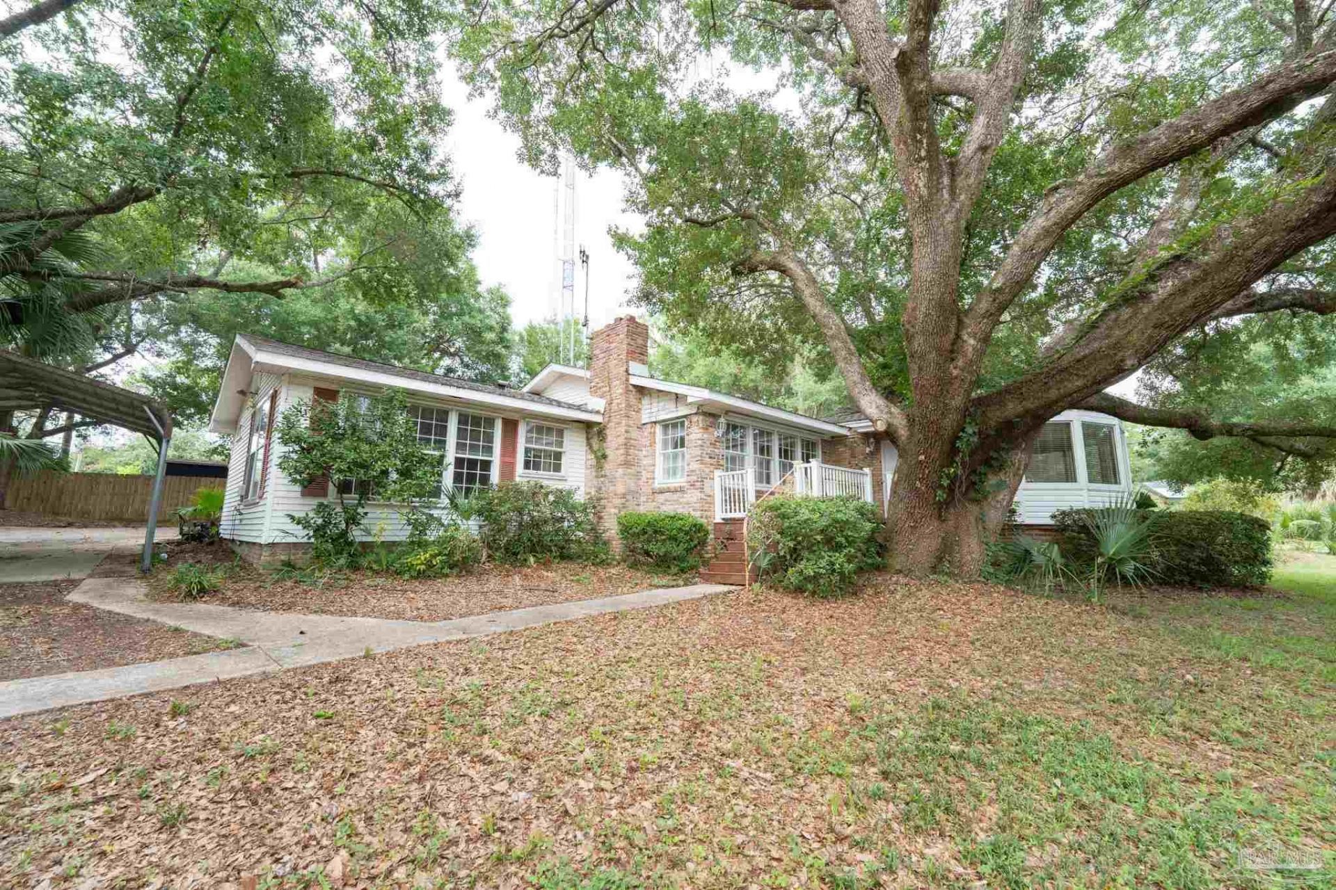2570 Bayou Blvd, Pensacola, FL 32503 Main Photo