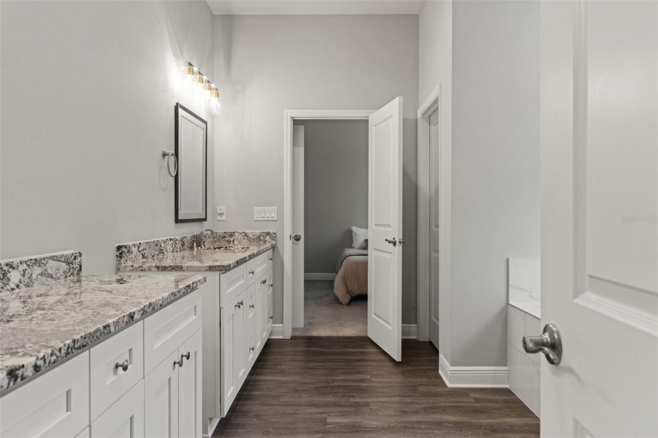 2730 Robertson Trail, Lutz, FL 33559 Photo