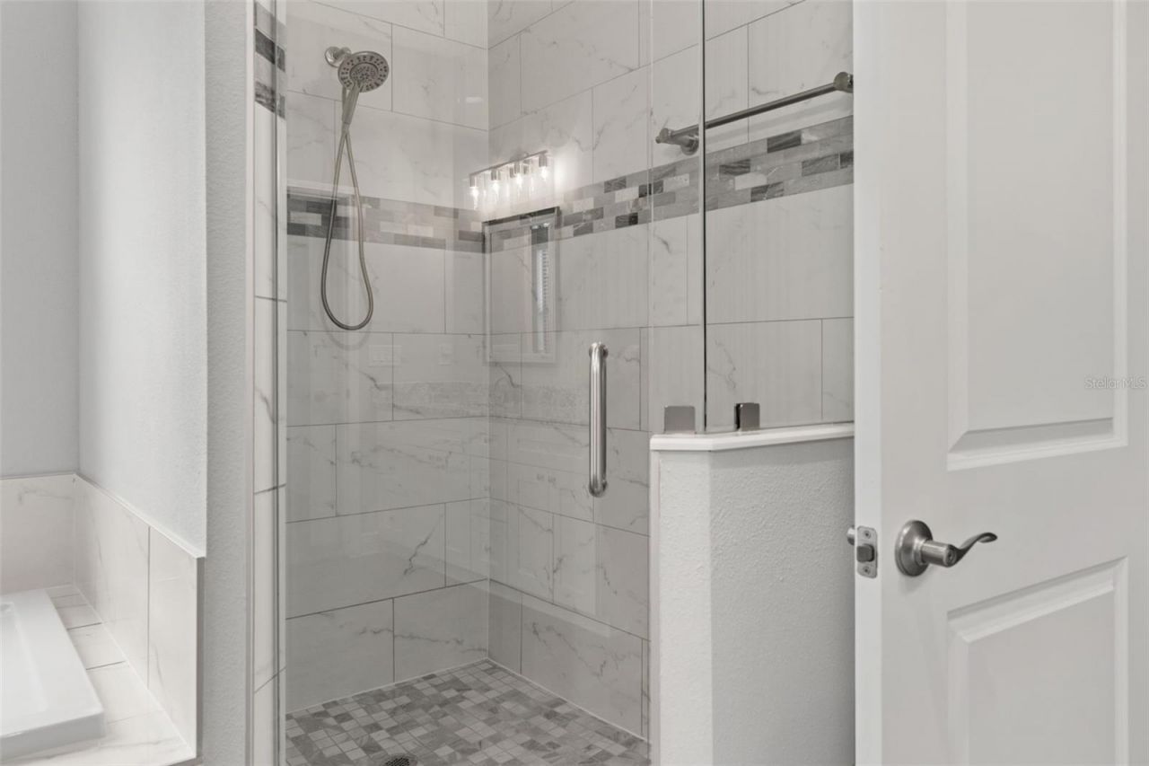 2730 Robertson Trail, Lutz, FL 33559 Photo