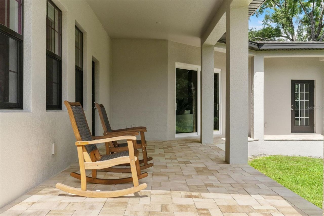 2730 Robertson Trail, Lutz, FL 33559 Photo