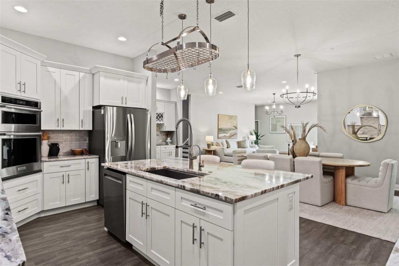 2730 Robertson Trail, Lutz, FL 33559 Photo
