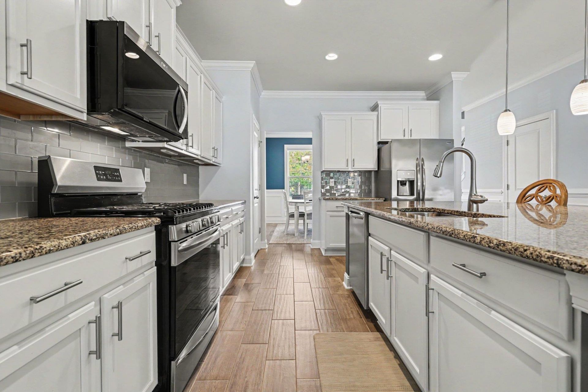 4960 Oat Fields Drive Photo 8