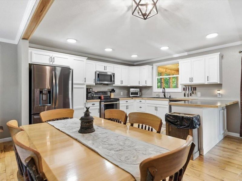 9310 Laymon Road, Gambier, OH 43022 Photo 6