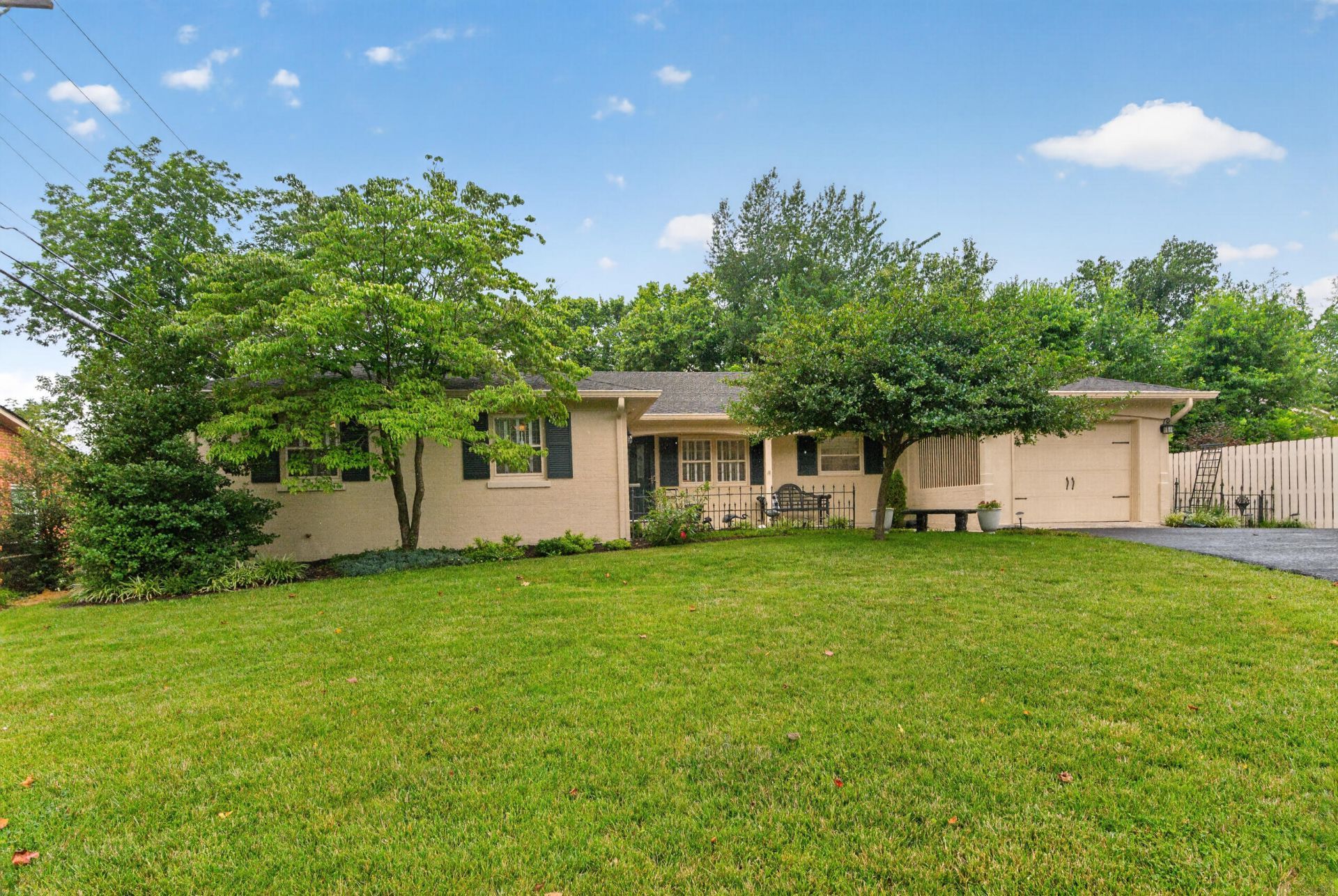 3349 Hunter Road, Lexington, KY 40502 Main Photo