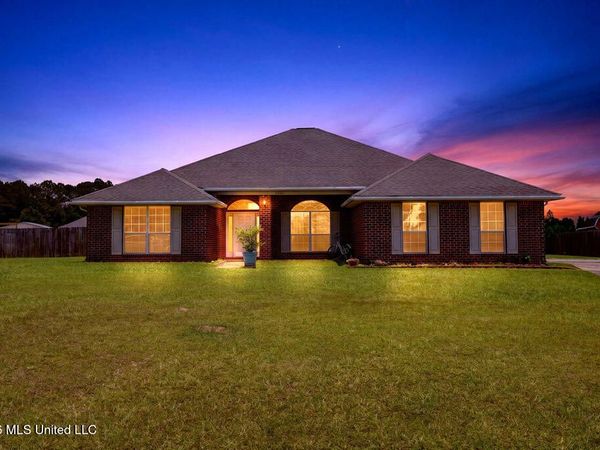 10152 Lake Forest Drive, Vancleave, MS 39565