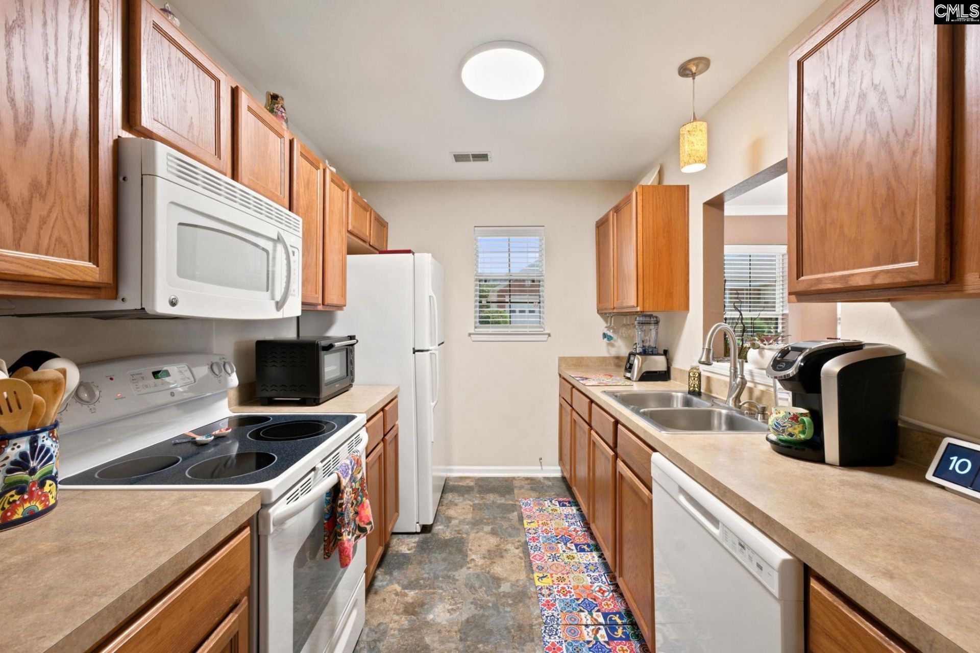 701 Silverbell Court Photo 7