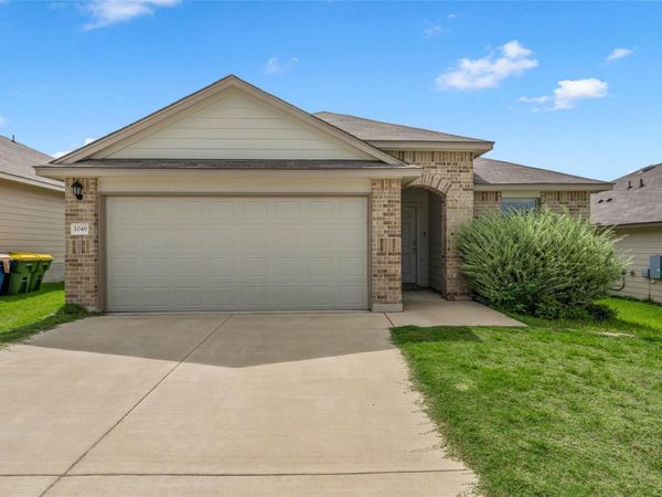 1049 Velvet CT , Troy, TX 76579