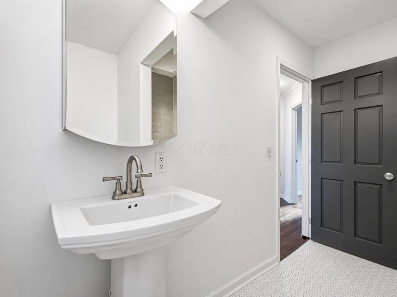 739 Campbell Avenue, Columbus, OH 43222 Photo 22