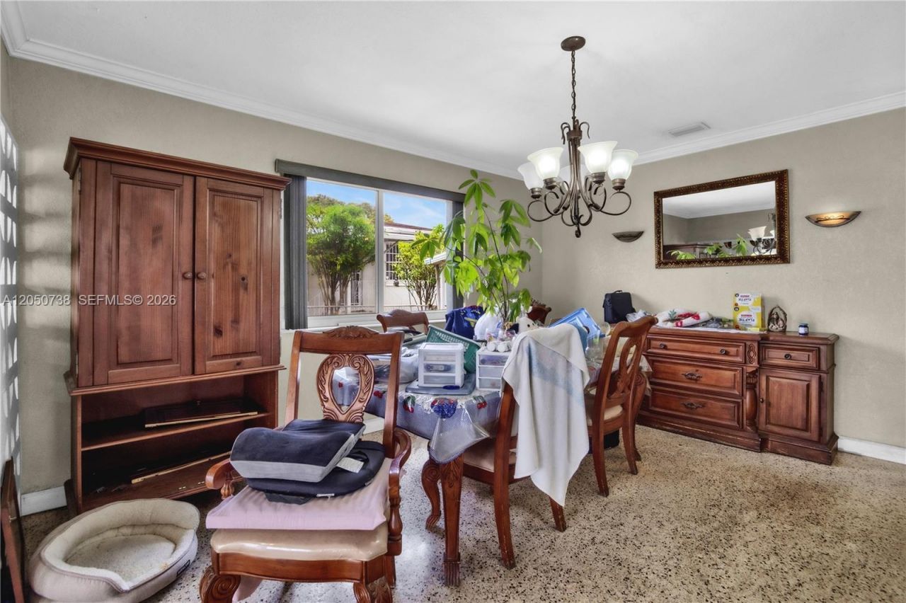 1052 NW 25th Ave , Miami, FL 33125 Photo