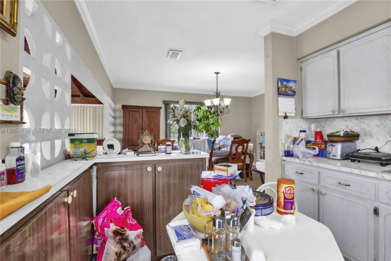 1052 NW 25th Ave , Miami, FL 33125 Photo