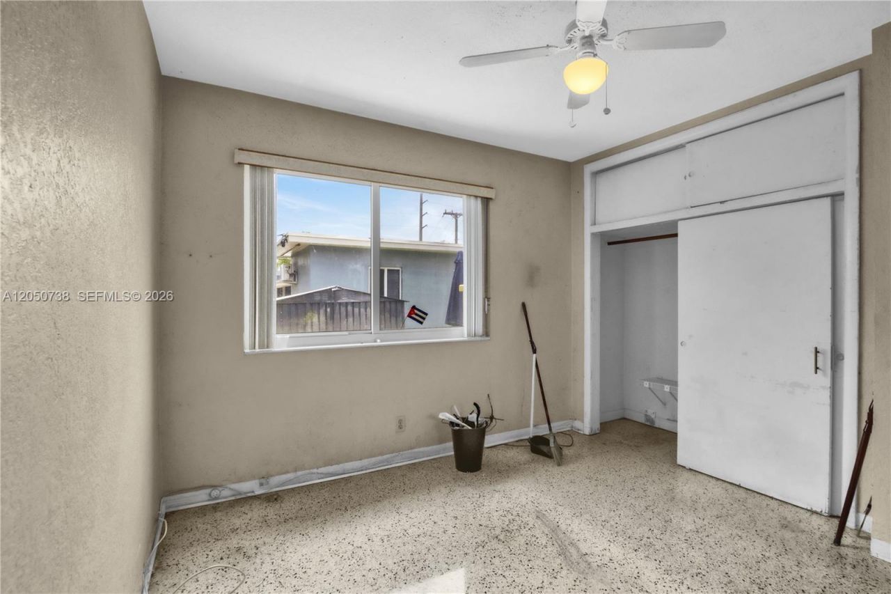 1052 NW 25th Ave , Miami, FL 33125 Photo