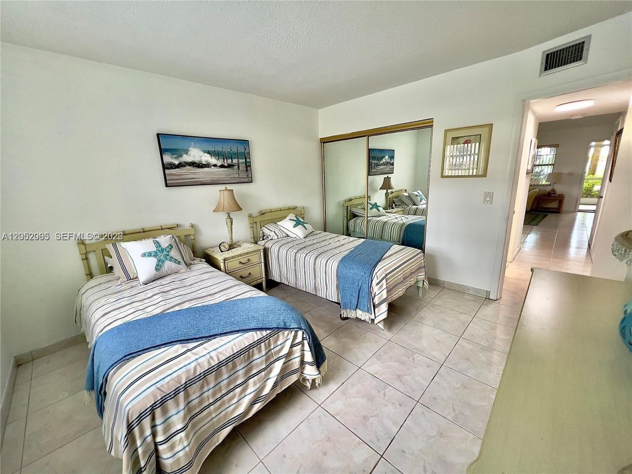 501 Blue Heron Dr, Unit 121-A, Hallandale Beach, FL 33009 Photo