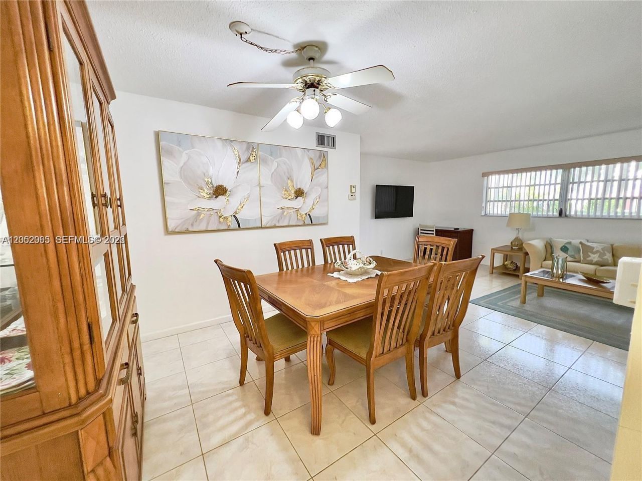 501 Blue Heron Dr, Unit 121-A, Hallandale Beach, FL 33009 Photo