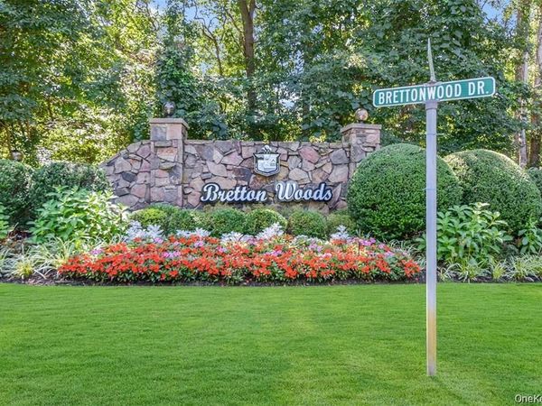 855 Skyline Drive , Coram, NY 11727