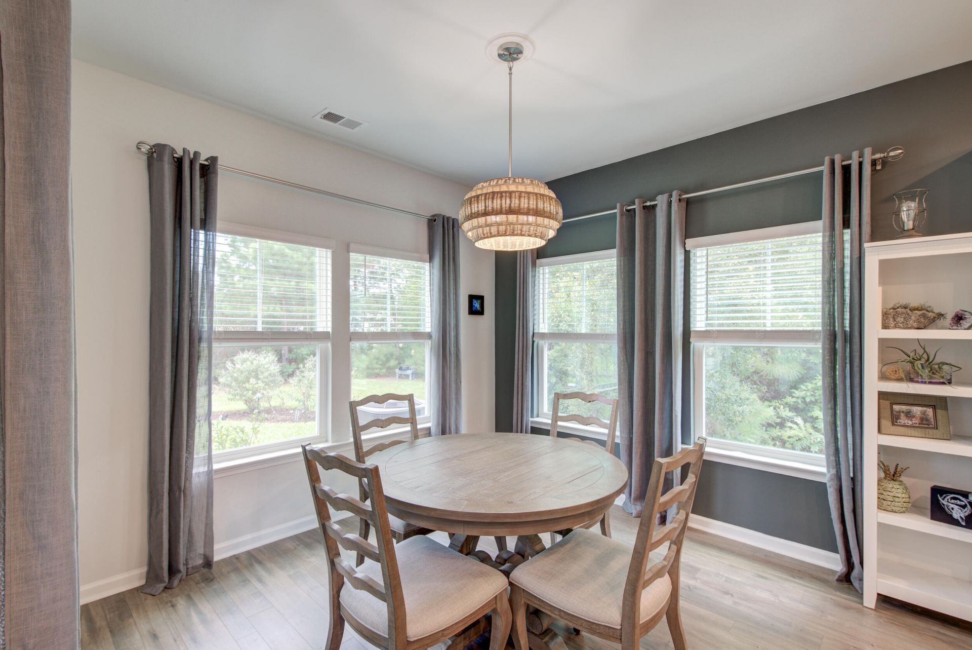 142 Haverhill Street Photo 6
