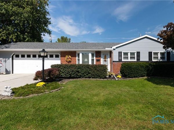 704 Northview Drive , Fostoria, OH 44830