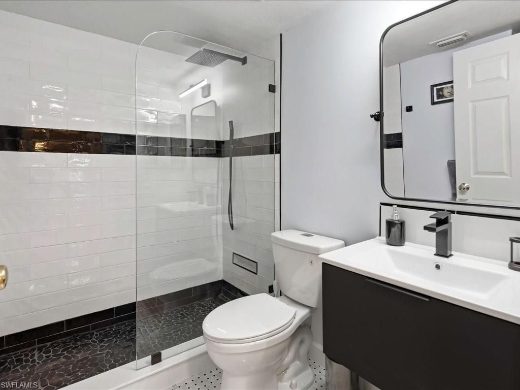 47 Bennington Dr, Unit 3, Naples, FL 34104 Photo