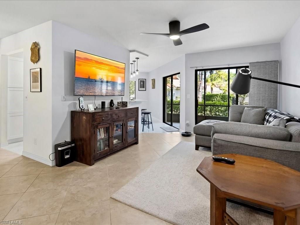 47 Bennington Dr, Unit 3, Naples, FL 34104 Photo