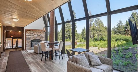 11591 Snowpeak Way , Unit #208, Truckee, CA 96161 Photo