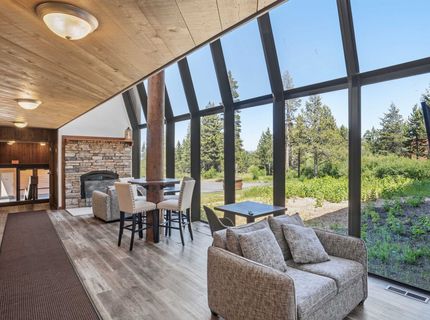 11591 Snowpeak Way , Unit #208, Truckee, CA 96161 Photo