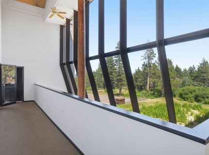 11591 Snowpeak Way , Unit #208, Truckee, CA 96161 Photo