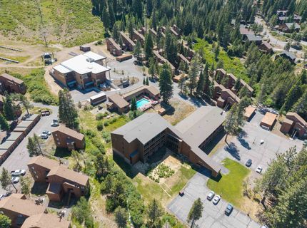 11591 Snowpeak Way , Unit #208, Truckee, CA 96161 Photo