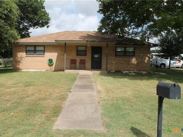 412 N Joy Street, Little River Academy, TX 76554