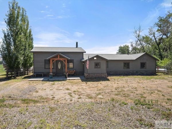 189 Lemhi Road, SALMON, ID 83467