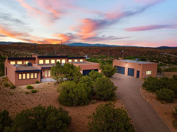 11 Mountain View Road, Placitas, NM 87043