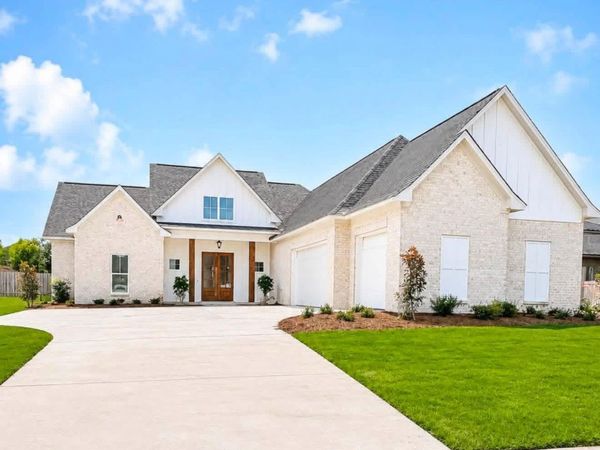 63 Huxley Drive, Starkville, MS 39759