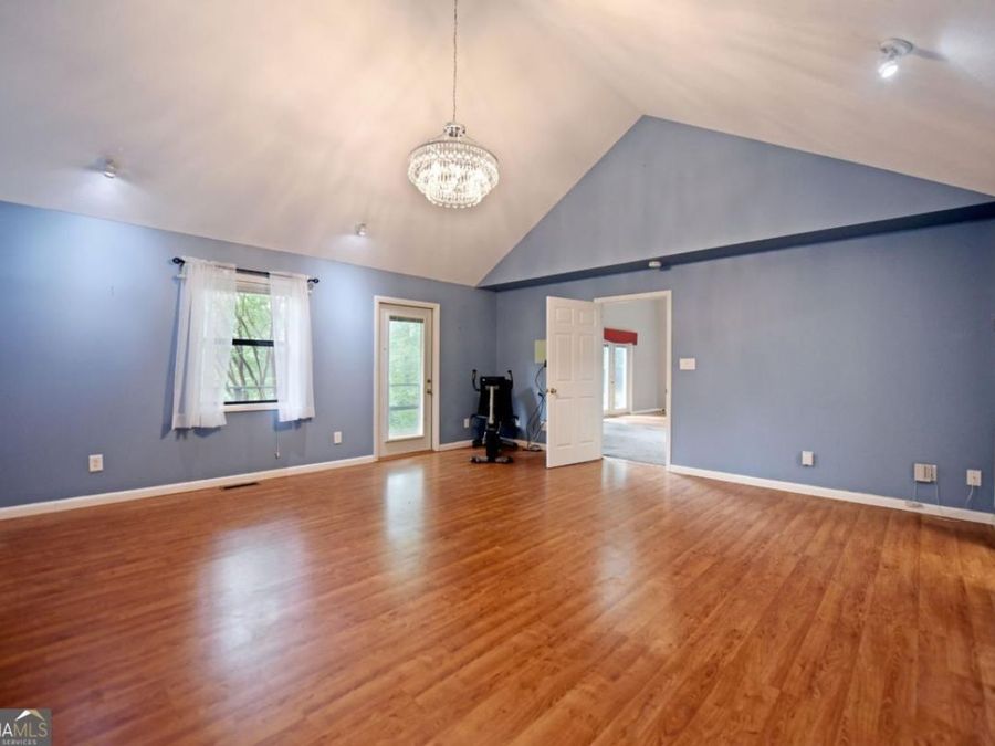 Property Image 43