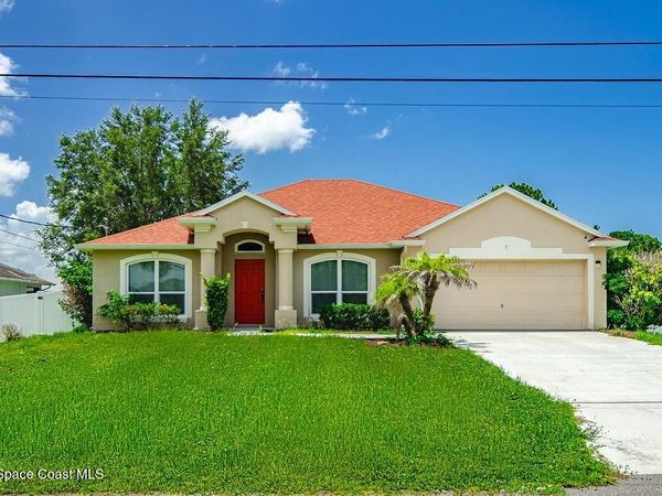 298 Silver Frost Street SE, Palm Bay, FL 32909