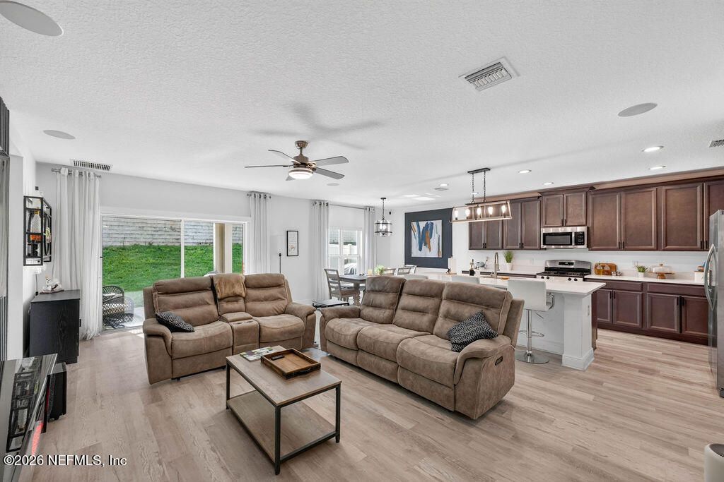 594 Bellingham Way, Minneola, FL 34715 Photo