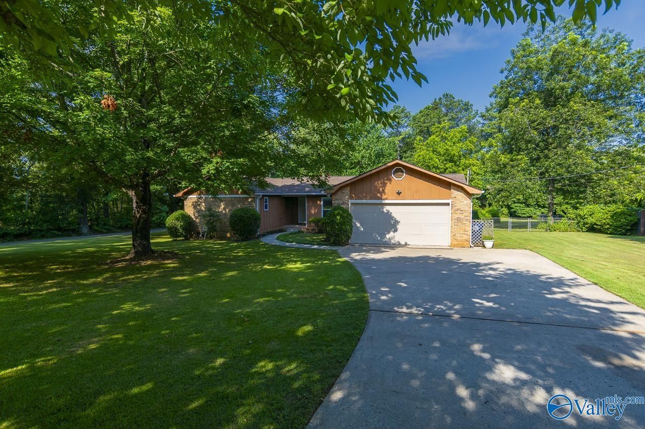 102 Francisco Road, Huntsville, AL 35811 Main Photo