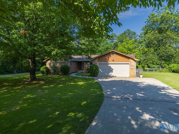 102 Francisco Road, Huntsville, AL 35811