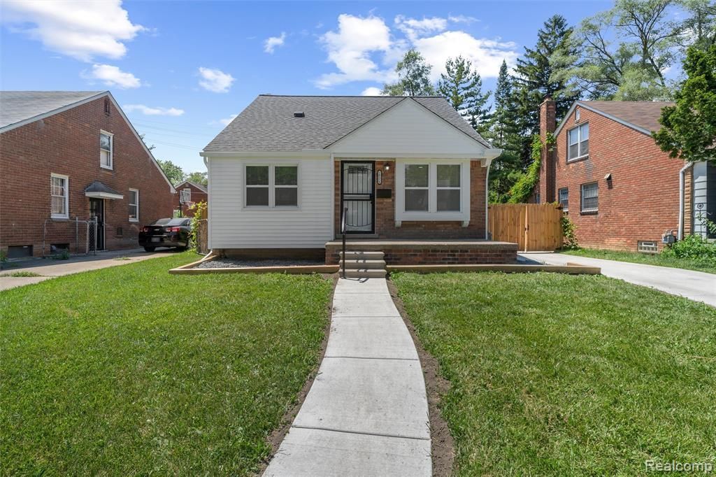 20323 Regent Drive, Detroit, MI 48205 Main Photo