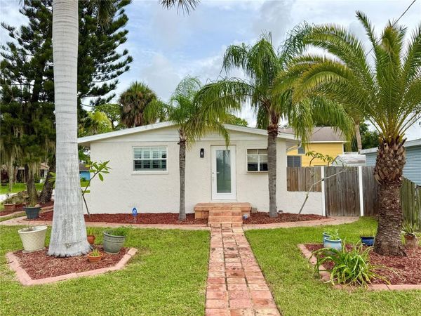5531 PASCO WAY , PORT RICHEY, FL 34668