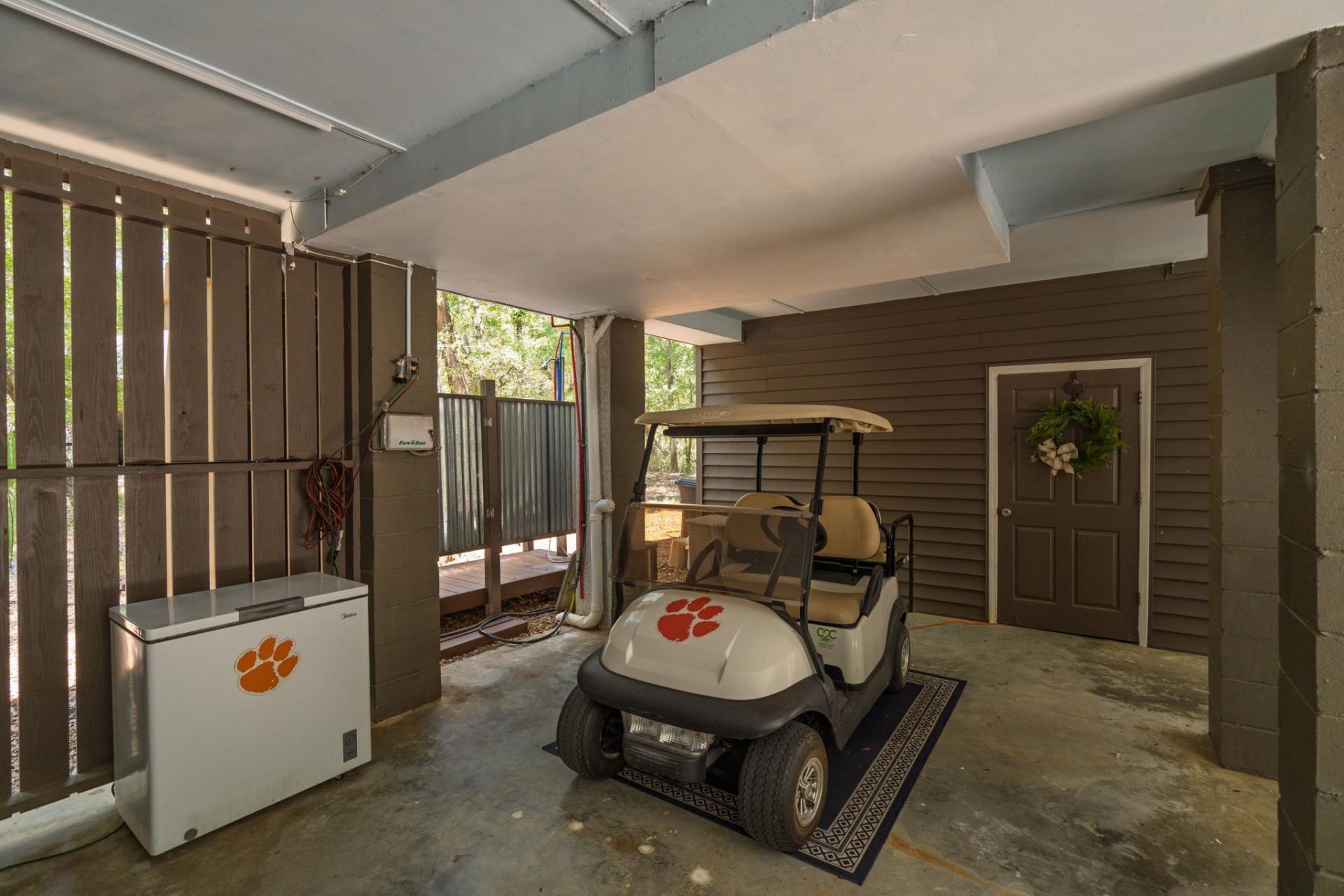 8840 Marsh Aire Lane Photo 29