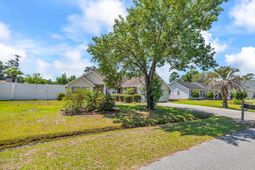 231 Lander Dr. photo 4