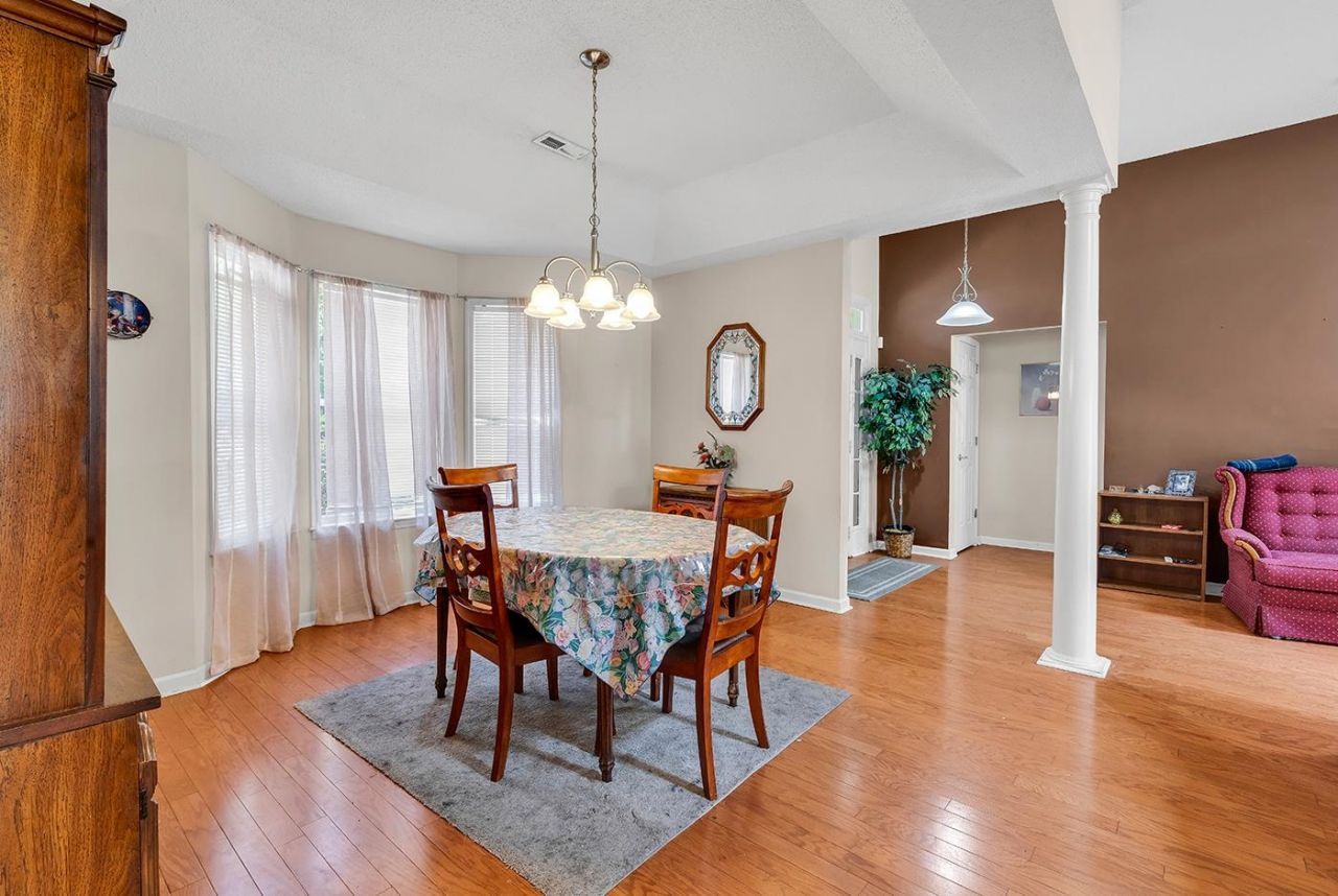 231 Lander Dr. Photo 5